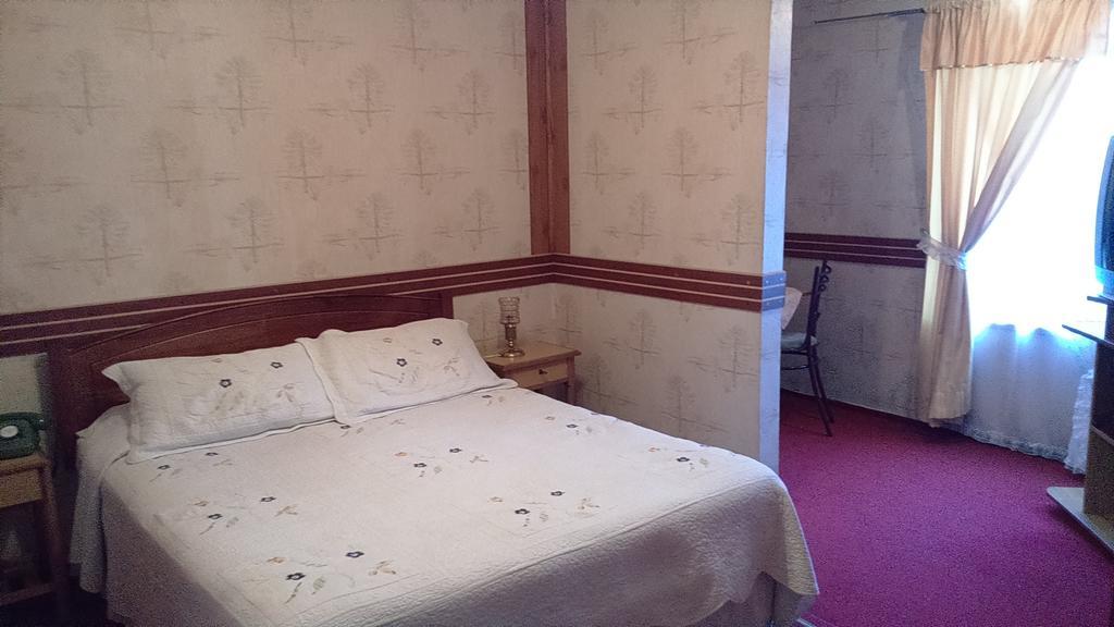 Hotel Alerce Castro Room photo