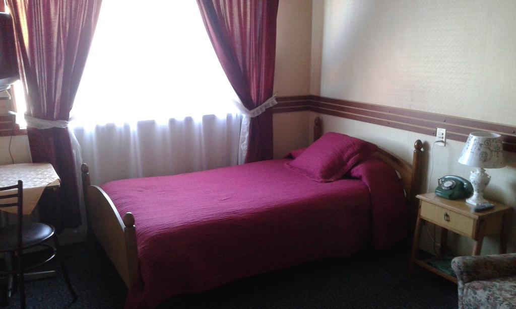 Hotel Alerce Castro Room photo